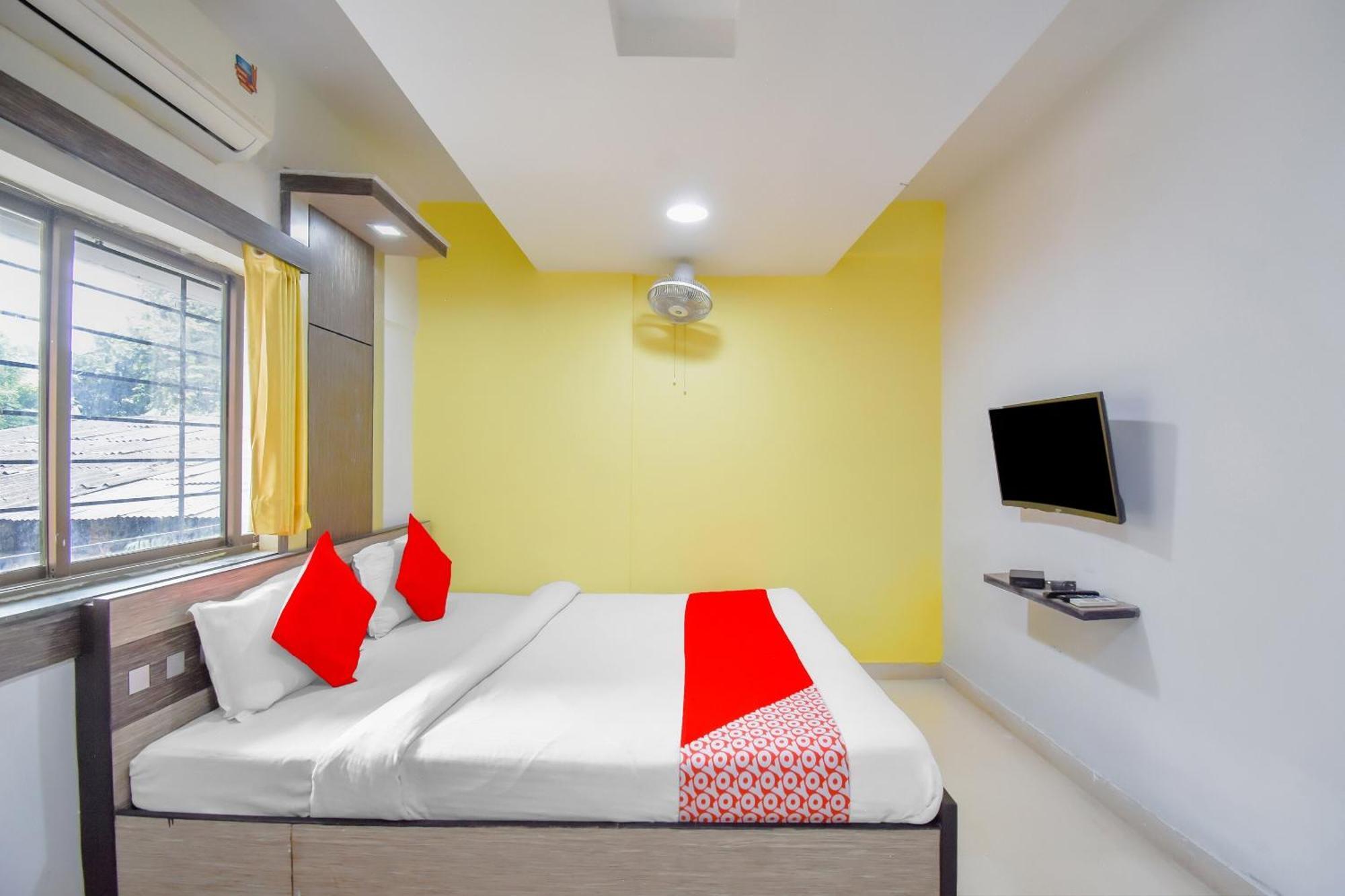 FabHotel Adri Hotel's Dum Dum Buitenkant foto